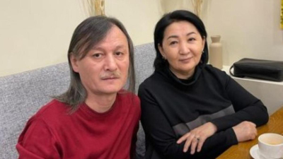 &rdquo;Барсақ бірдеңе айтуға қорқатын болдық&rdquo;: Ұлықпан Жолдасовтың әйелі журналистерге ренішін білдірді