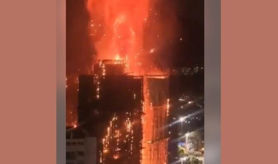 Гонконгтағы өрт: үш құрылысшы қамауға алынды