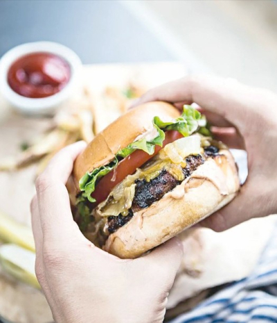 &laquo;Сэндвичке&raquo; тойынған ұрпақ