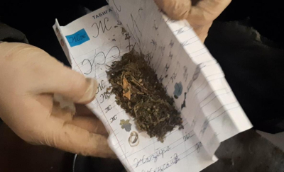 Павлодарда есірткі қабылдап көлік жүргізген екі адам ұсталды