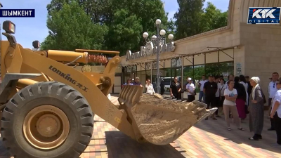 Шымкенттегі ең үлкен ойын-сауық саябағы сүріліп жатыр