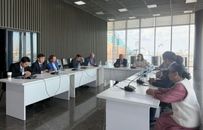 «Конституциялық реформа және Қазақстандағы БАҚ дамуы» атты дөңгелек үстел