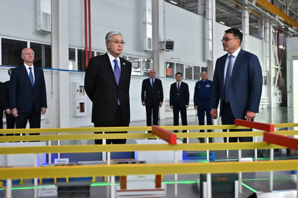 Қасым-Жомарт Тоқаев Besqaru зауытымен танысты
