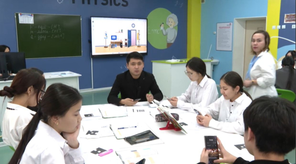 Мектептерде ЖИ көмегімен оқытудың пилоттық жобасы енгізілді