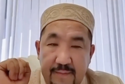 "Екінші қатын, тоқалдықты ұлықтағандар қыздардың көз жасына кінәлі": Нұрлан имам тоқал алып жатқан қазақтар туралы