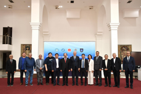 «Түркі мемлекеттері тарихы» академиялық басылымдарын әзірлеуге арналған жиын өтті