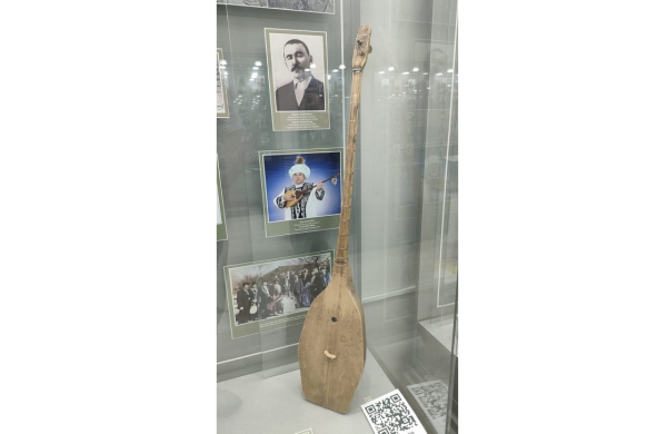 Нұрханның домбырасы