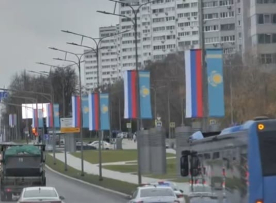 Еліміздің туы Мәскеу көшелерінде желбіреп тұр