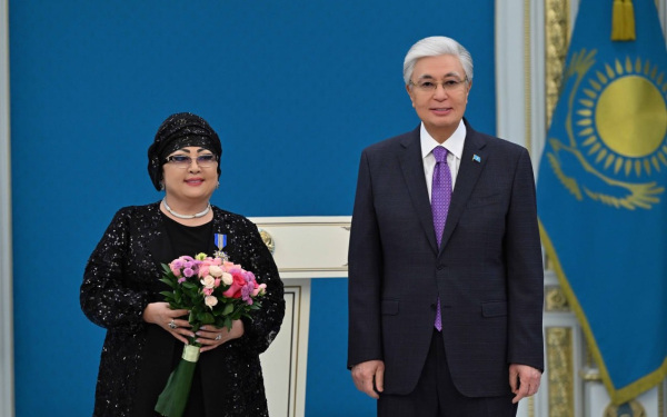 Халық әртісі Мақпал Жүнісова "Барыс" орденіне ие болды