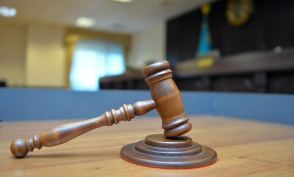 Хромтау қаласының әкімі пара алғаны үшін сотталды