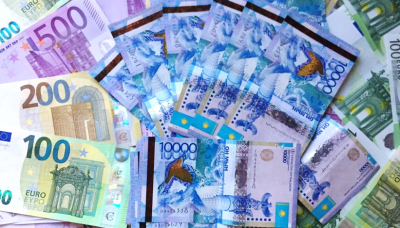 Курс доллара на KASE стабилен