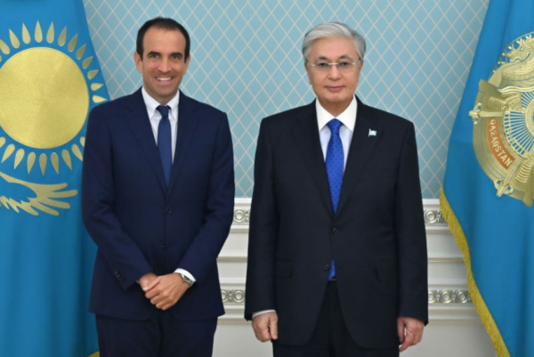 Президент Халықаралық падел федерациясының (FIP) президенті мен Premier Padel кәсіби турының төрағасын қабылдады