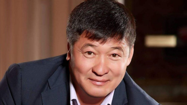 “Үлкен жолды бірге жүріп өттік“. Дәулет Тұрлыханов қызметінен кетті