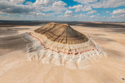 Бозжыра мен Каспий жағалауында Димаш Құдайбергеннің халықаралық жобасы түсіріліп жатыр