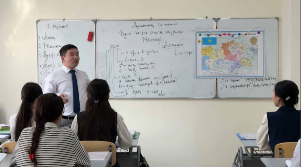 Қазақ мектептеріне маман дайындайтын білім ордасы