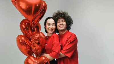 &quot;Өмір бойы есте қалады&quot;: Сәкен Қағаров пен Айжұлдыз Адайбекова Мальдив аралдарында қызық жағдайға тап болды (видео)