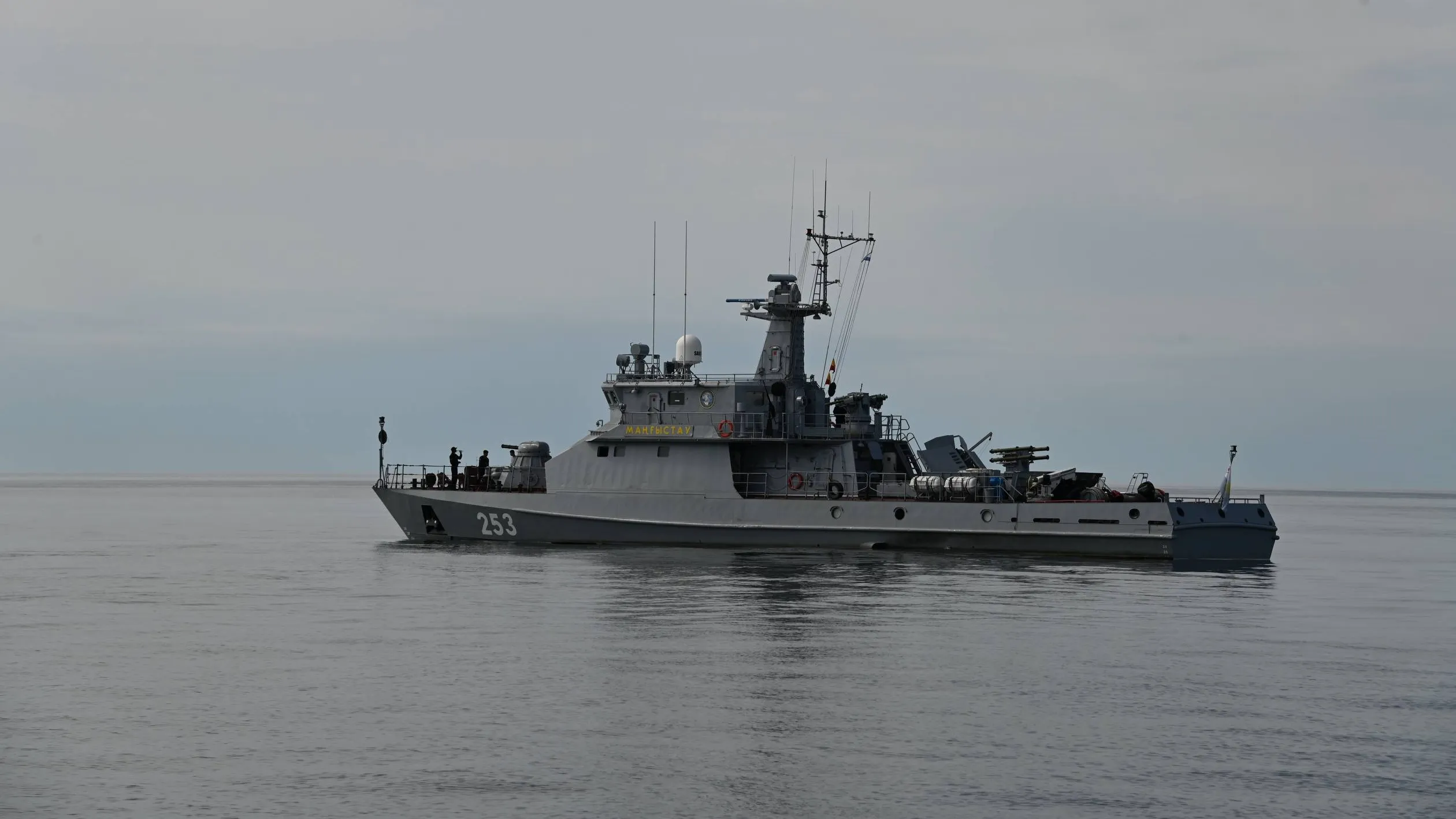 19 военных унесло в море во время учений на Каспии, девять из них погибли