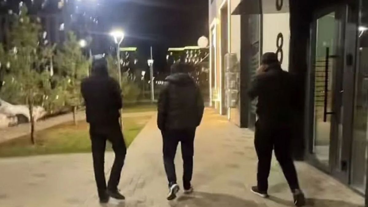 “Әскери комиссариат қызметкерлері болып танысқан”: Астанада белгісіз біреулер ер адамды өзімен әкетпек болды