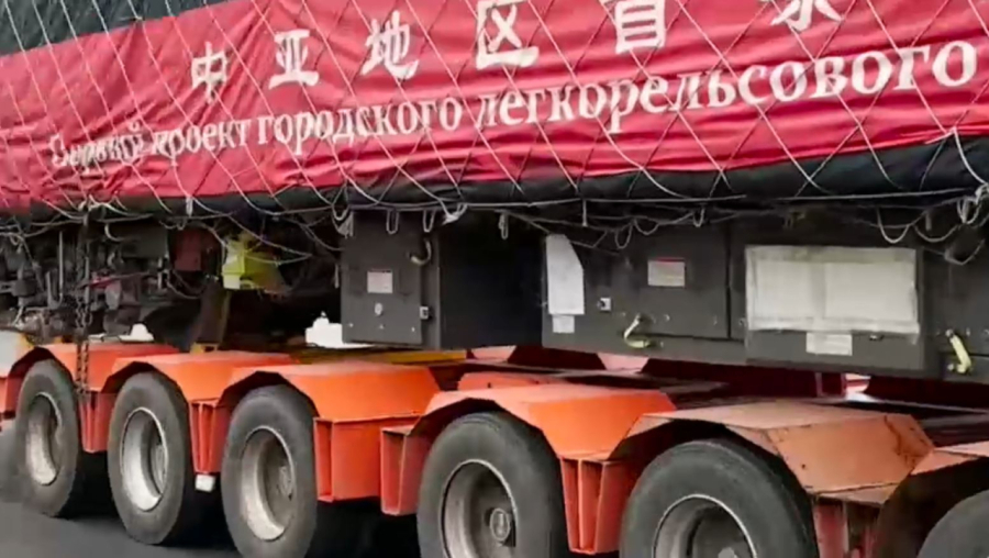 Астанаға LRT жеңіл рельсті көлігінің алғашқы вагондары жеткізілді  