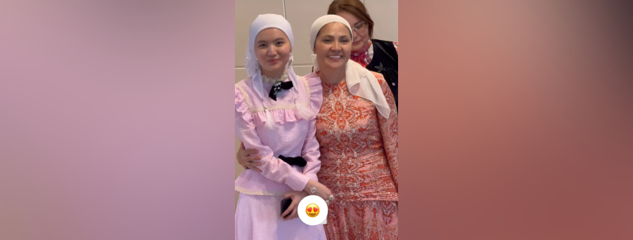 Хиджабын шешіп, қазақша орамал таққан Сәкен Майғазиевтің келіні сынға ұшырады