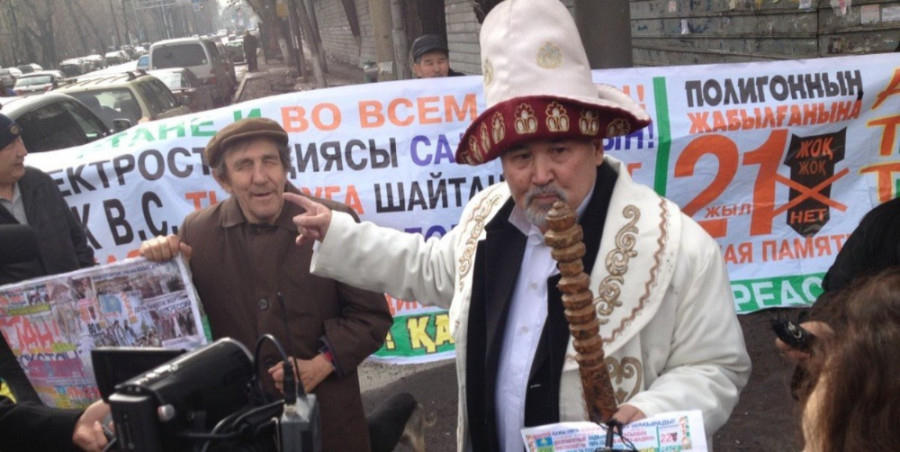 “Әйелді баспалдақтан итеріп жіберген“: Амантай қажыға қандай жаза төніп тұр?