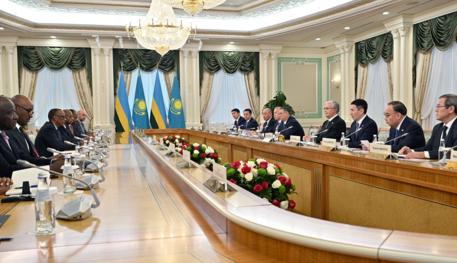 Қасым-Жомарт Тоқаев Руанда Президентімен кеңейтілген құрамда келіссөз жүргізді
