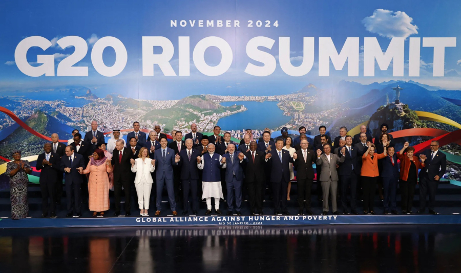 Дональд Трамп Қасым-Жомарт Тоқаевты G20 саммитіне шақырды