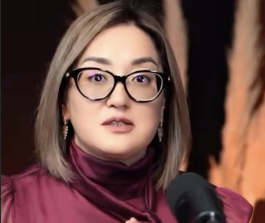 «Әйелде қайын жұрт болмайды»: Белгілі коуч әйелдерге қатысты үндеу жасады (ВИДЕО)