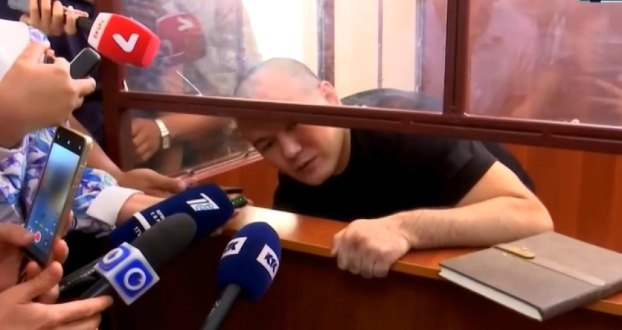 БАҚ Берденовке шабуыл жасаған адамның суретін жариялады
