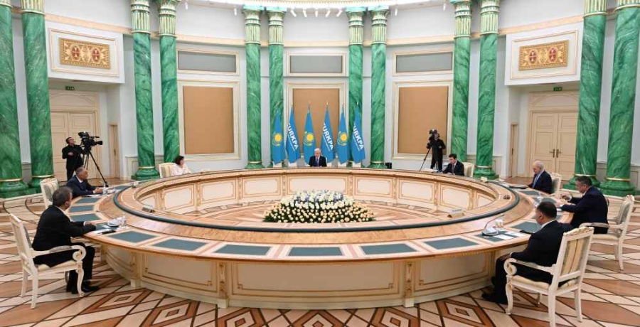 Президент Түркі мемлекеттері Парламенттік ассамблеясы спикерлерімен кездесті