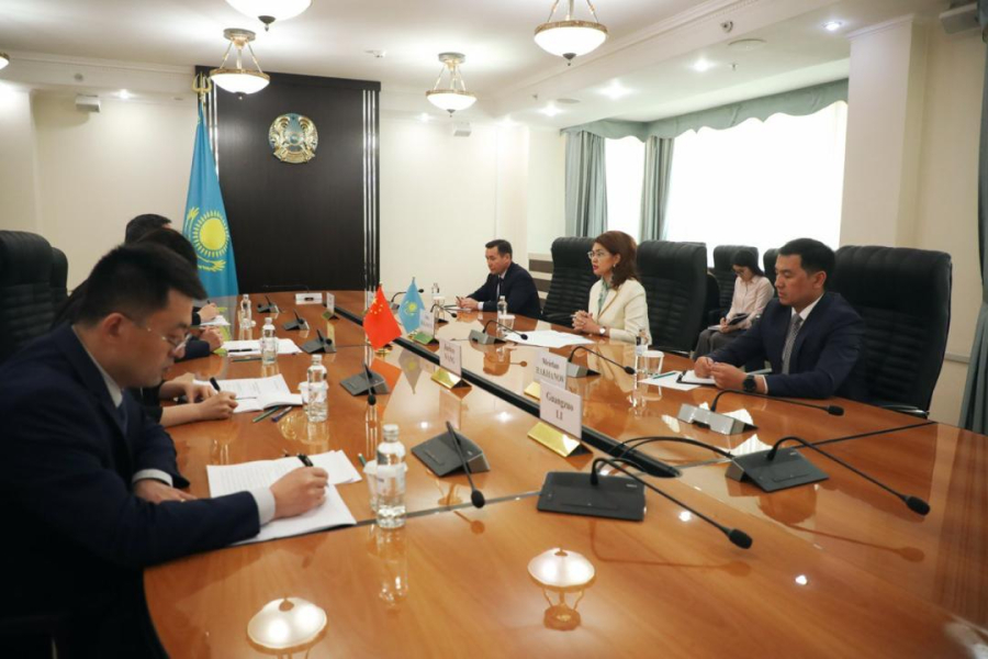 Қазақстан мен Қытай гуманитарлық саладағы ынтымақтастықты нығайтуда