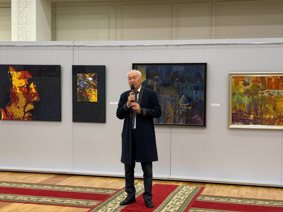 Оралда суретші Қуандық Мәдірдің «Талтүс» көрмесі ашылды