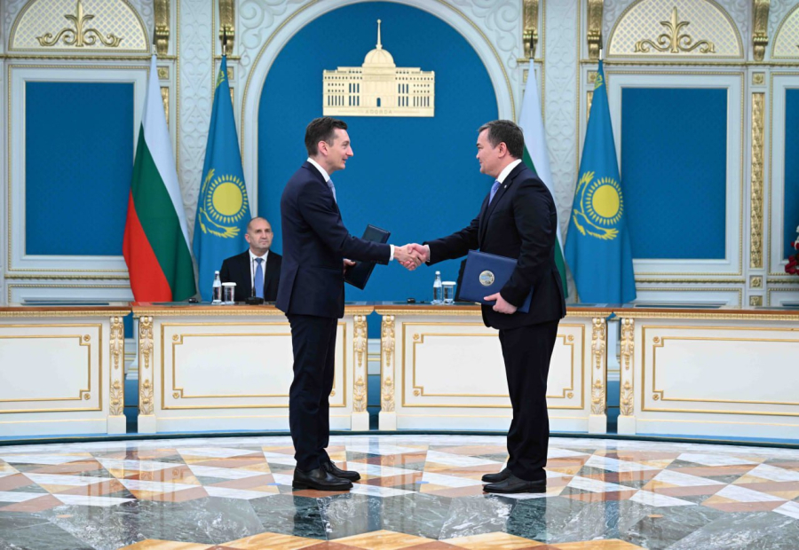 Қазақстан мен Болгария президенттерінің қатысуымен бірнеше құжатқа қол қойылды